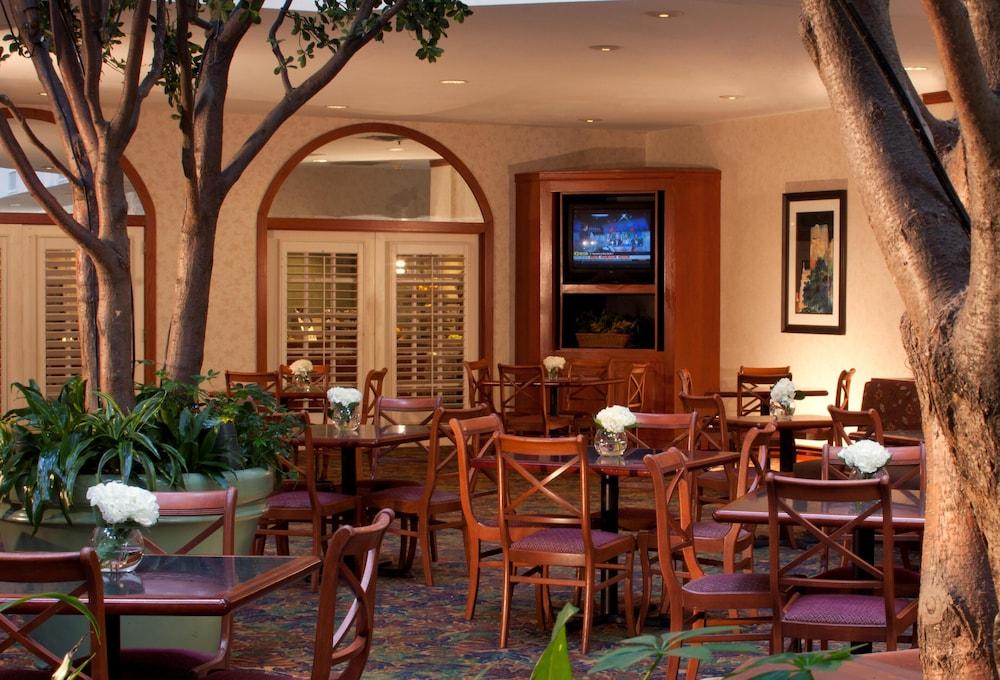 Embassy Suites By Hilton Houston Near The Galleria Buitenkant foto