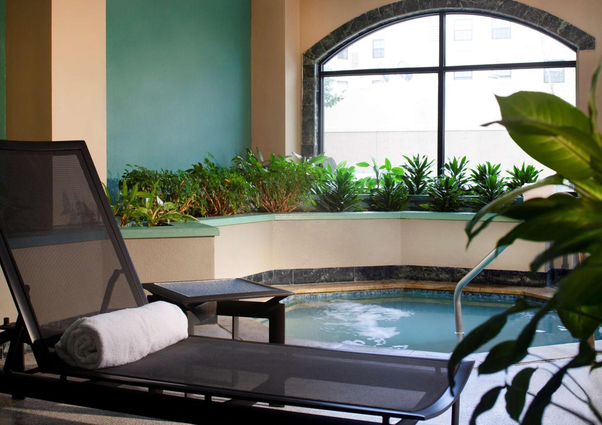 Embassy Suites By Hilton Houston Near The Galleria Buitenkant foto