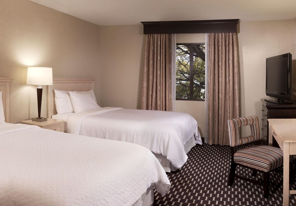 Embassy Suites By Hilton Houston Near The Galleria Kamer foto
